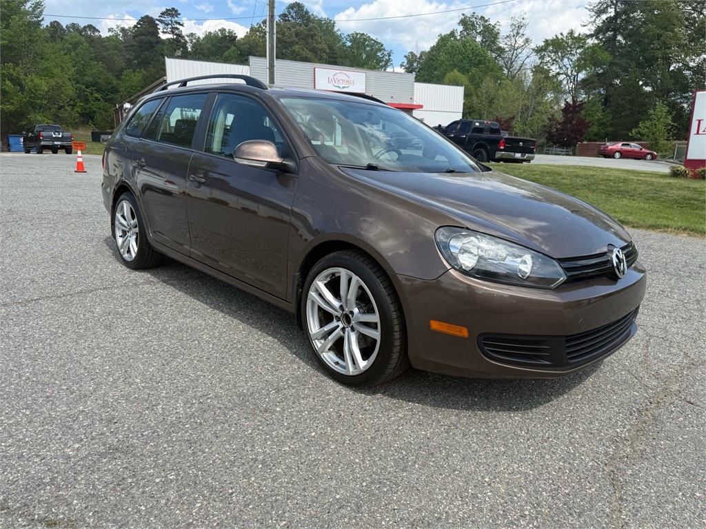 VolkswagenJetta 2.5L S Sport Wagon 4D8