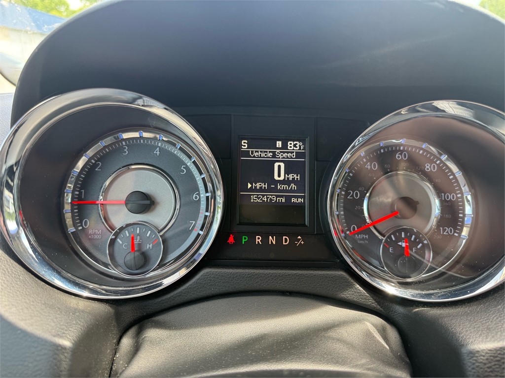 ChryslerTown and Country Touring-L15