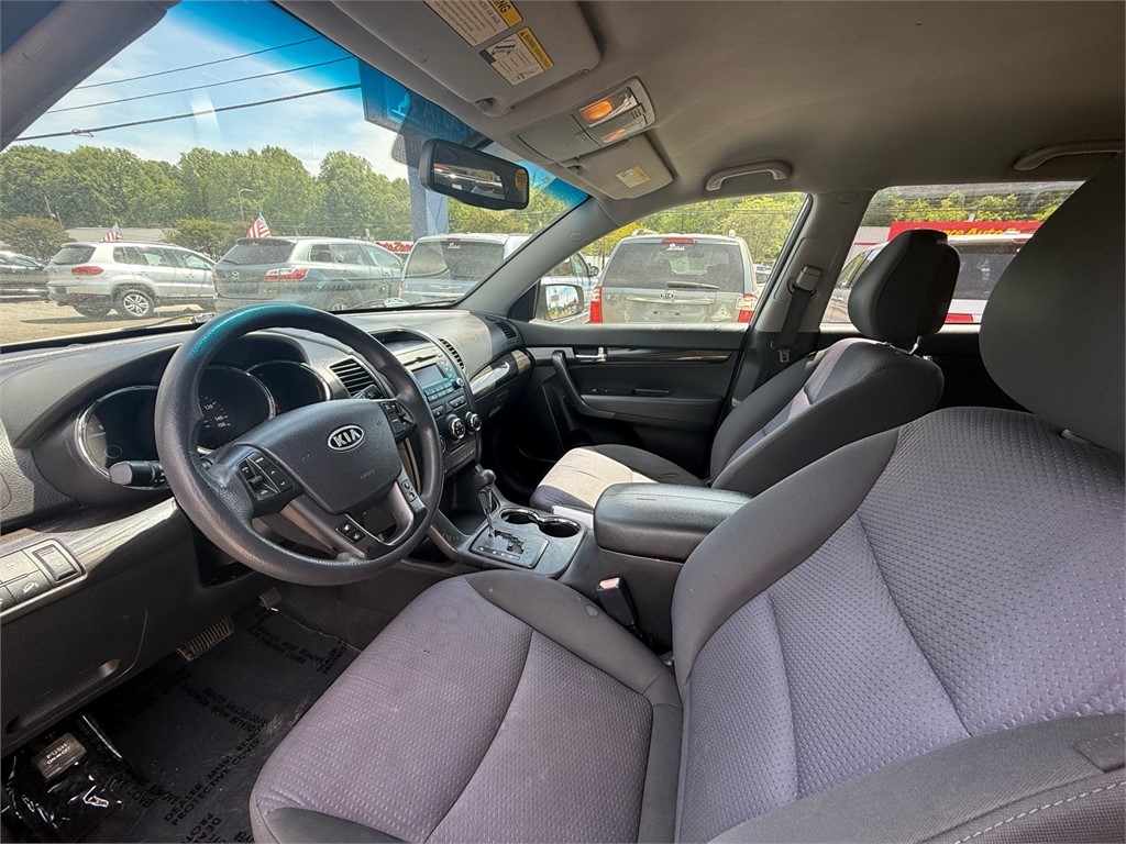 KiaSorento LX Sport Utility 4D11