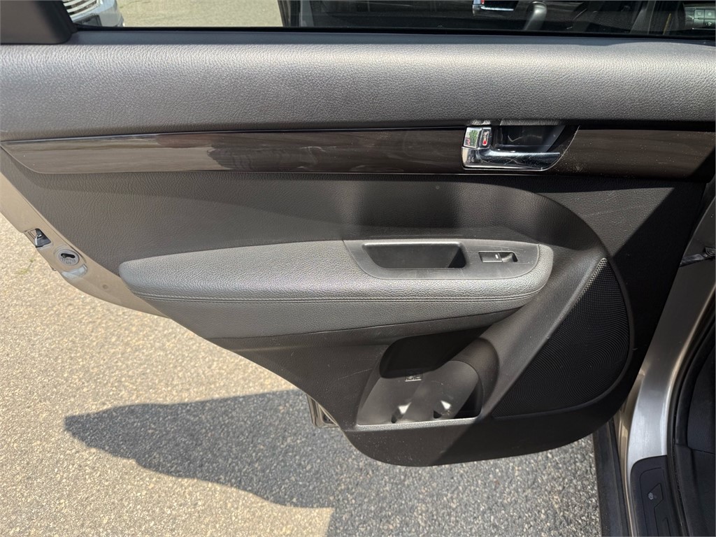 KiaSorento LX Sport Utility 4D12