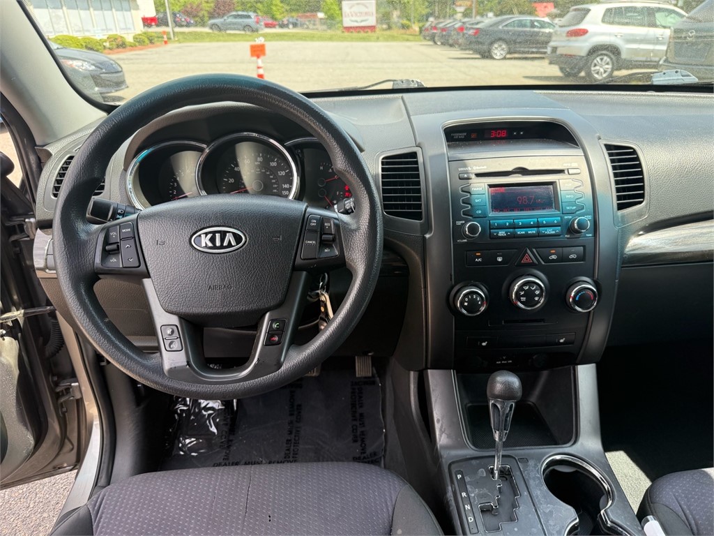 KiaSorento LX Sport Utility 4D15