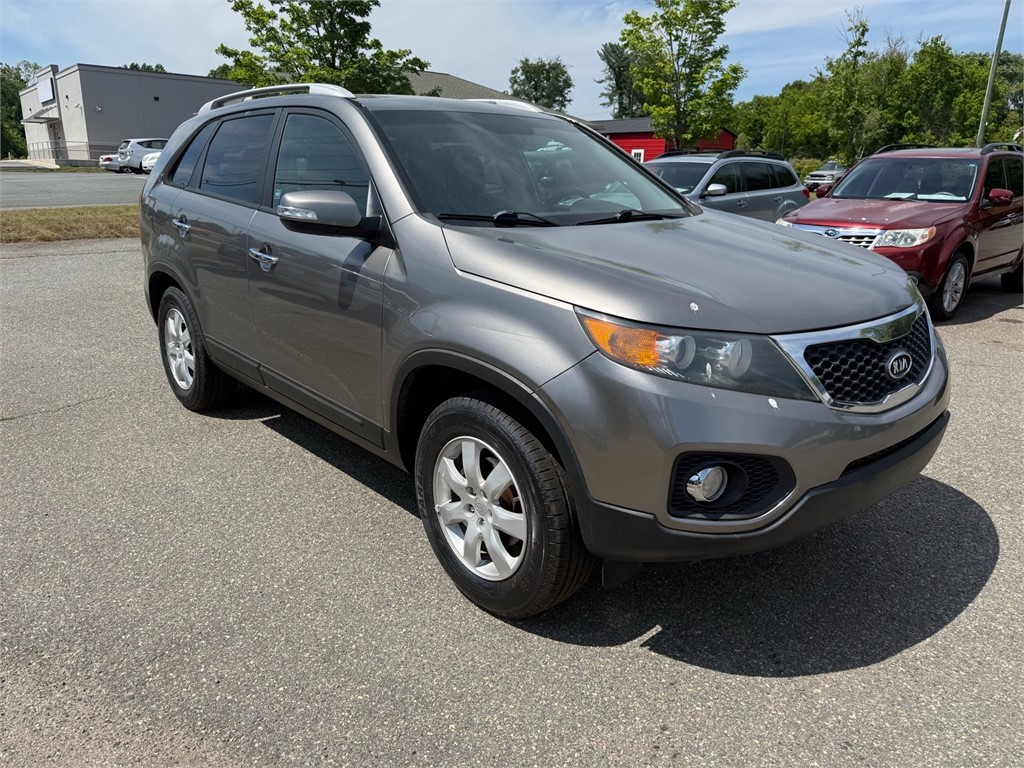 KiaSorento LX Sport Utility 4D8