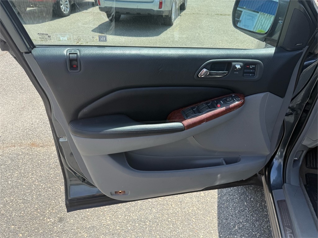AcuraMDX Touring w/Navi10