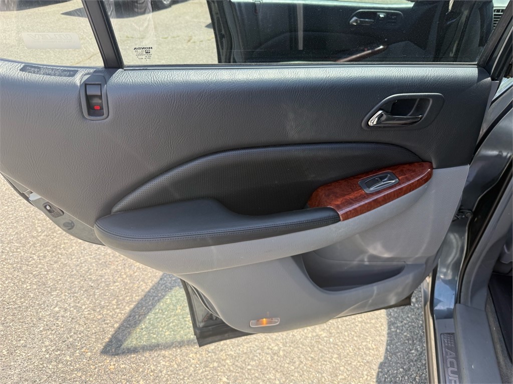 AcuraMDX Touring w/Navi12
