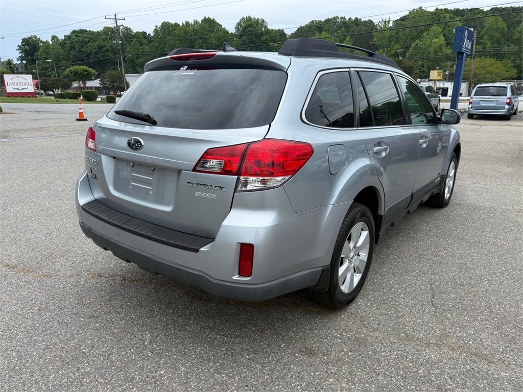 SubaruOutback 2.5i Limited6