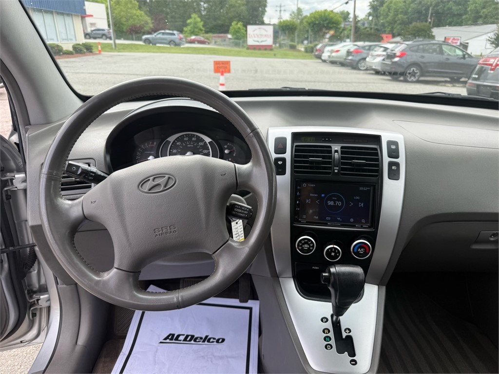 HyundaiTUCSON SE Sport Utility 4D15