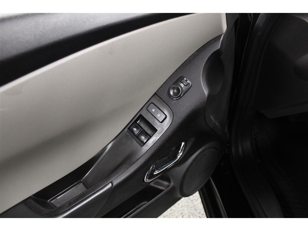 2012 Chevrolet Camaro LS photo