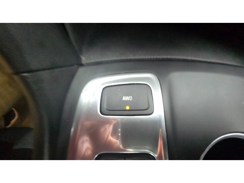2020 Chevrolet Equinox LT AWD  photo