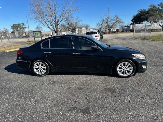 2012 Hyundai Genesis 3.8L V6 photo