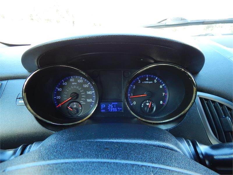2011 Hyundai Genesis Coupe 3.8L Grand Touring photo