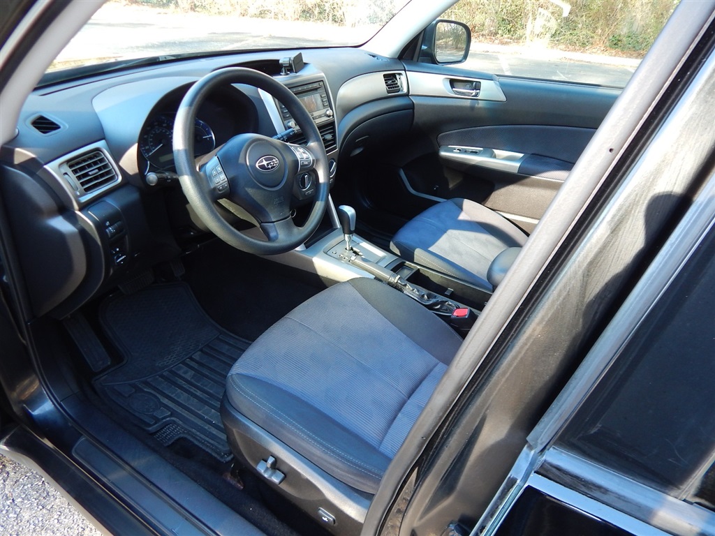 2010 Subaru Forester 2.5X Premium photo
