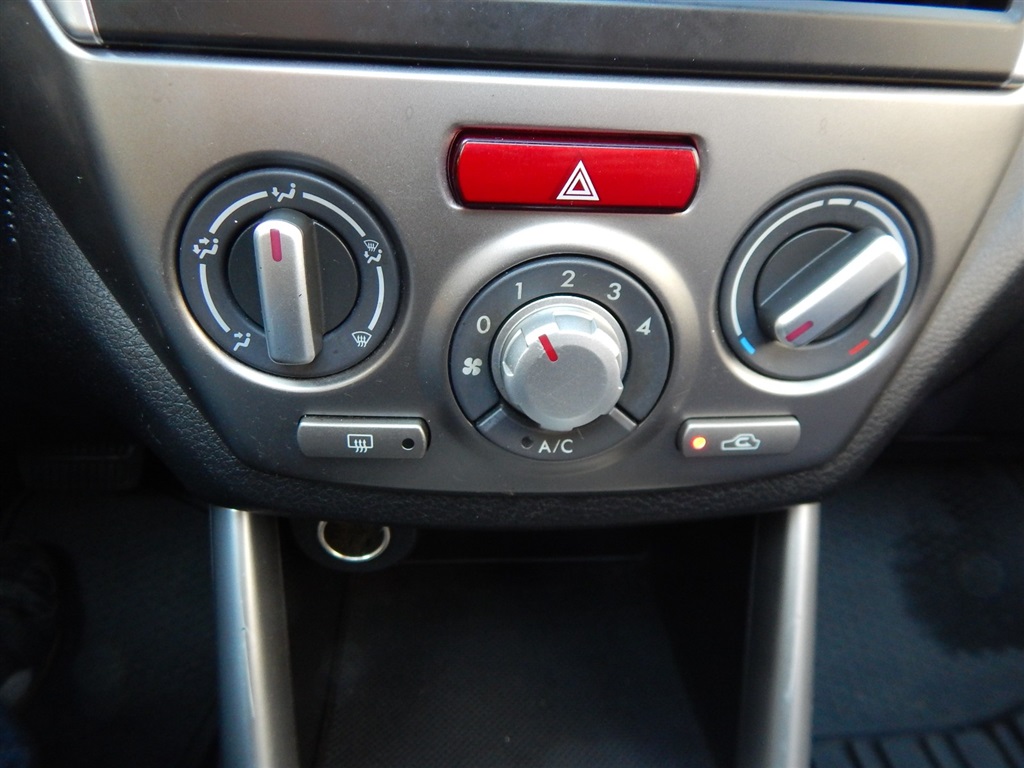 2010 Subaru Forester 2.5X Premium photo