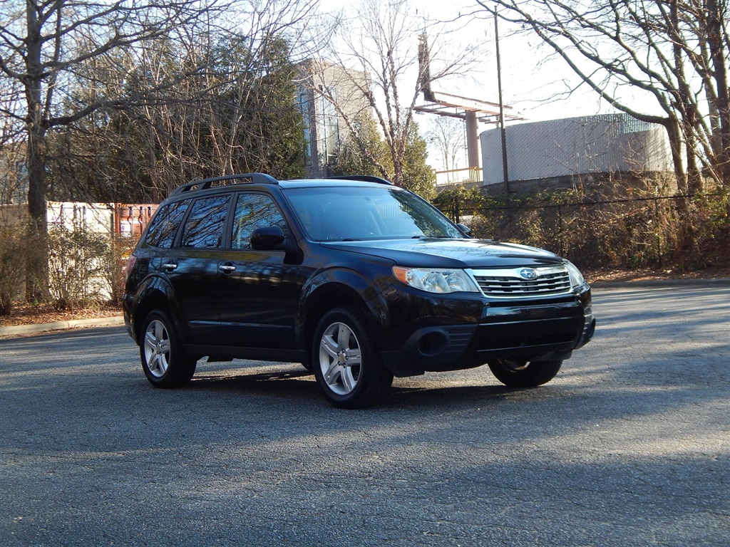 2010 Subaru Forester 2.5X Premium photo