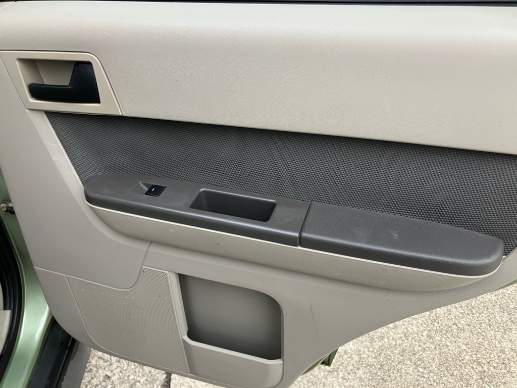 2009 Ford Escape Hybrid photo