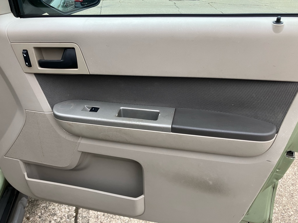 2009 Ford Escape Hybrid photo
