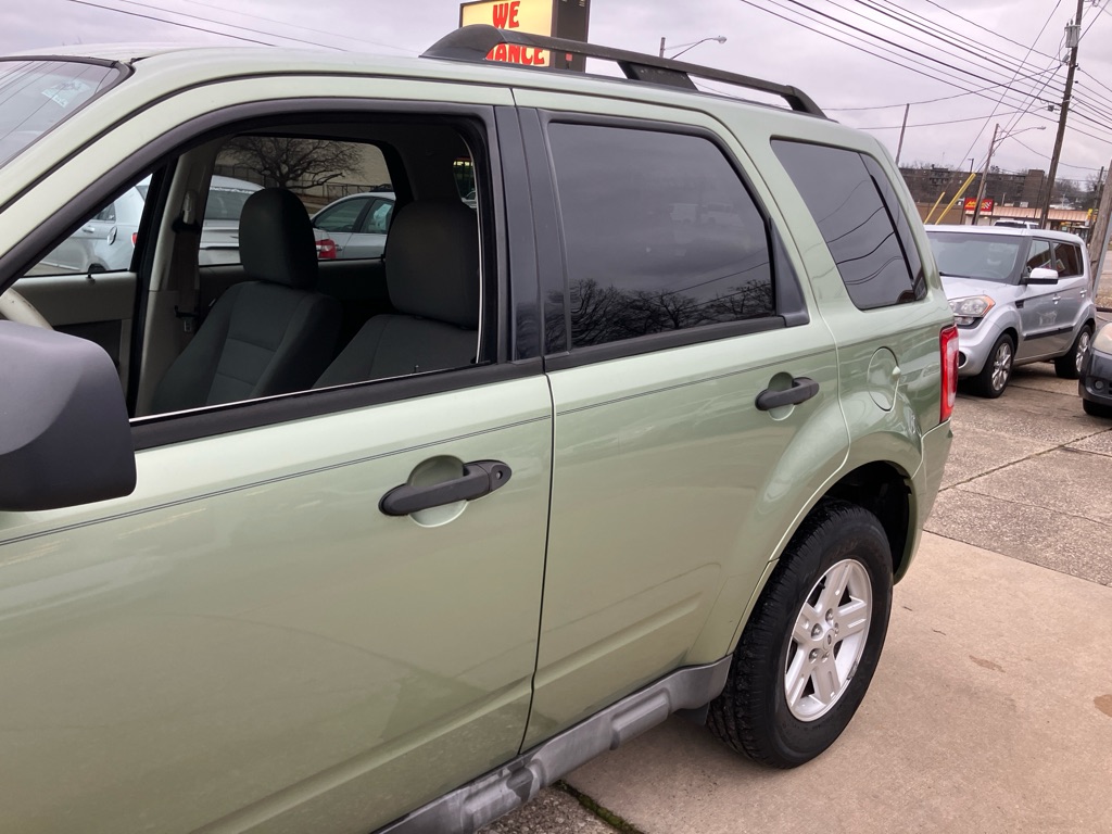 2009 Ford Escape Hybrid photo