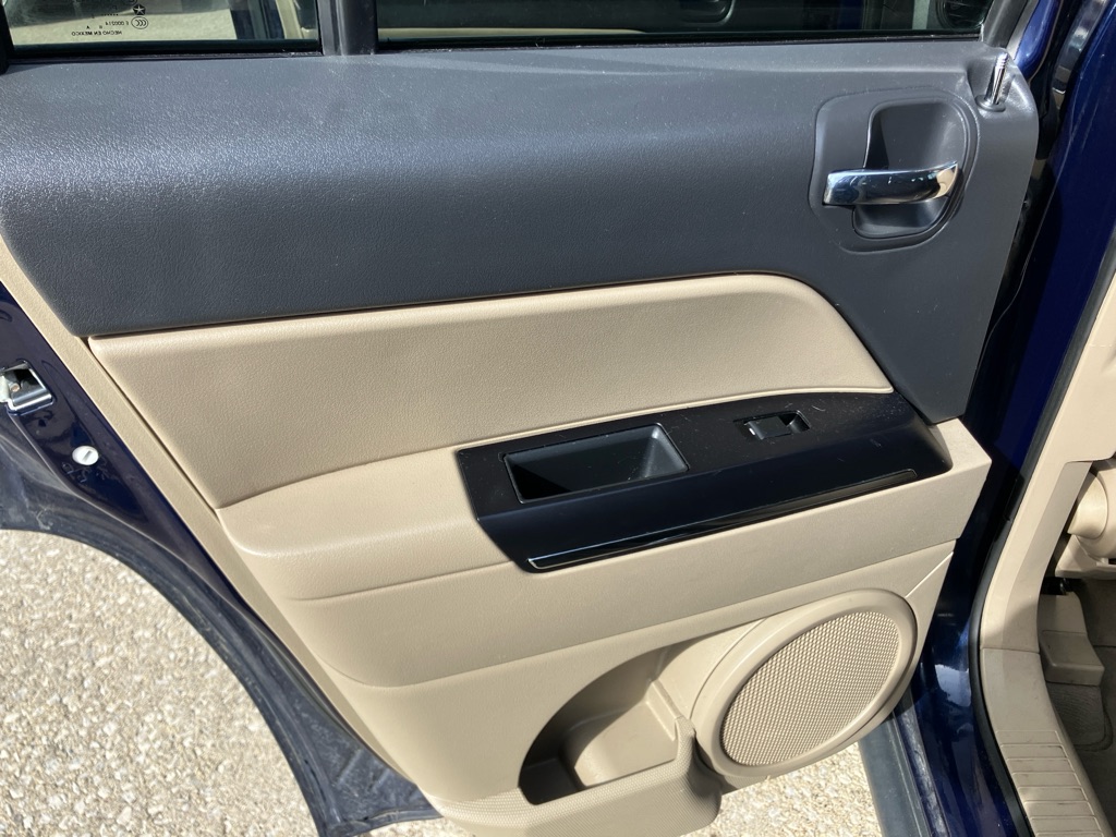 2012 Jeep Patriot Limited photo