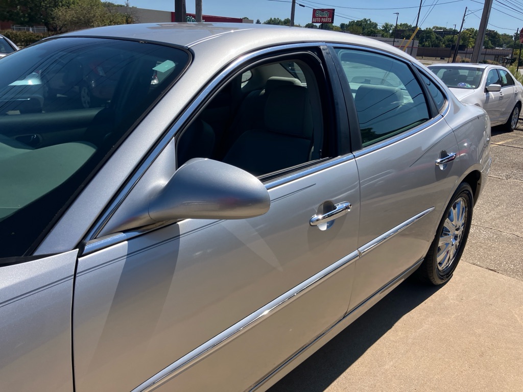 2008 Buick LaCrosse CXL photo 2