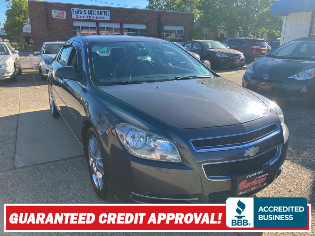 2012 Chevrolet Malibu 1LT photo 2