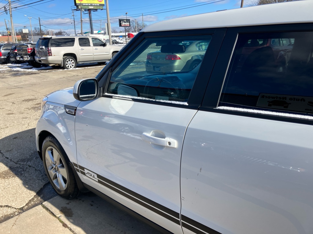 2019 Kia Soul Base photo 4
