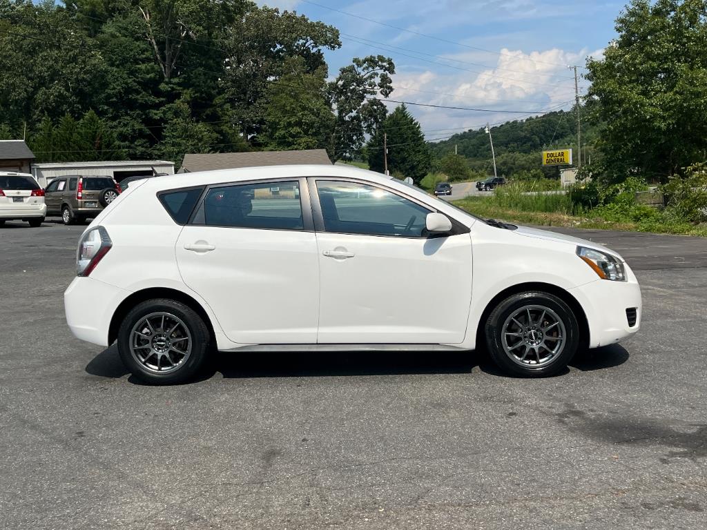 2009 Pontiac Vibe 2.4L photo