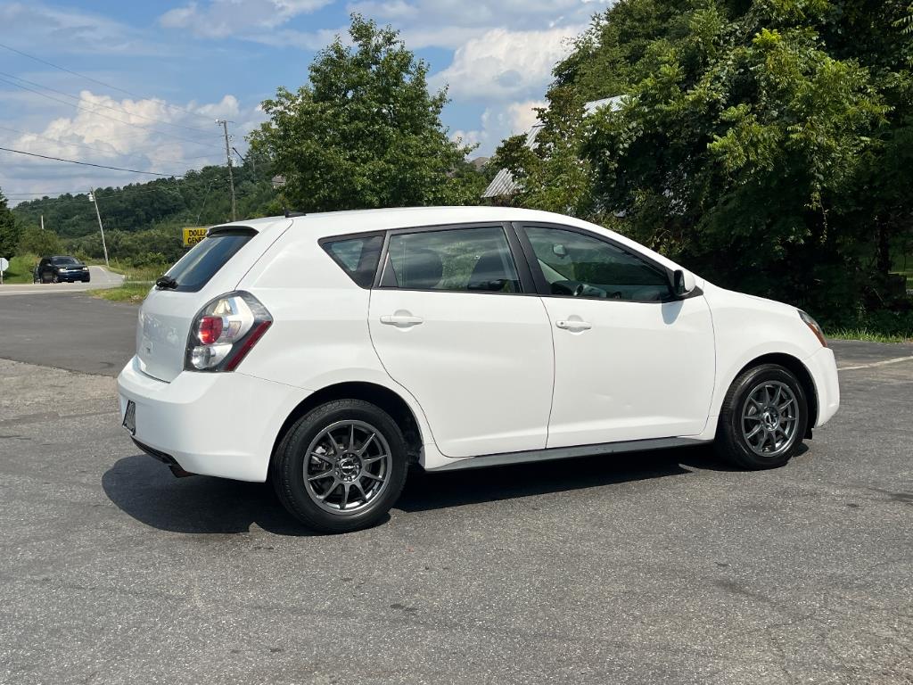 2009 Pontiac Vibe 2.4L photo