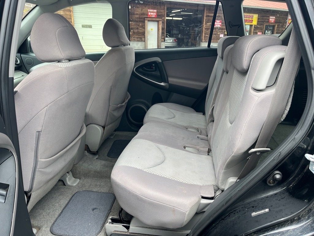 2006 Toyota RAV4 photo