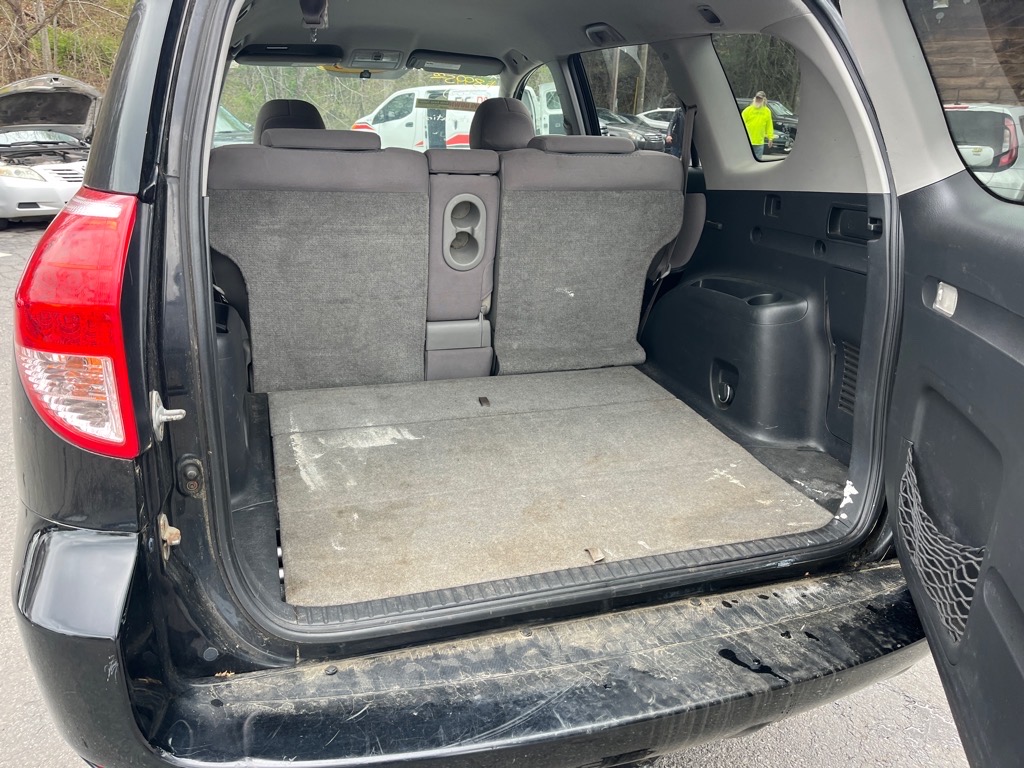 2006 Toyota RAV4 photo