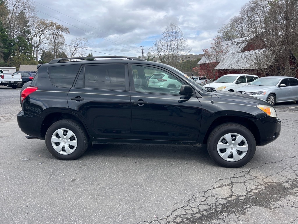 2006 Toyota RAV4 photo