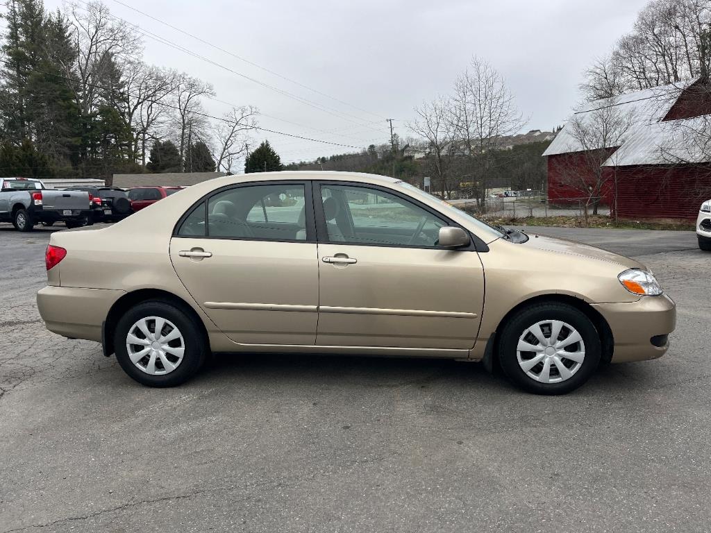 2006 Toyota Corolla CE photo