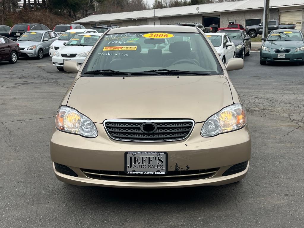 2006 Toyota Corolla CE photo