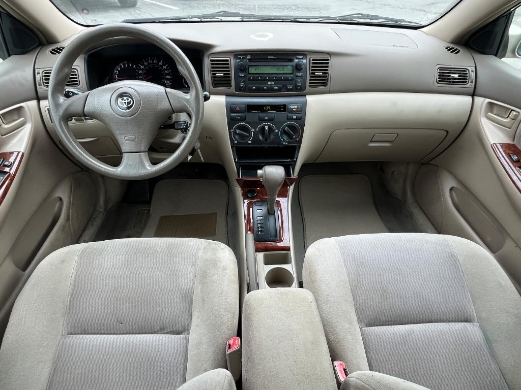 2006 Toyota Corolla CE photo