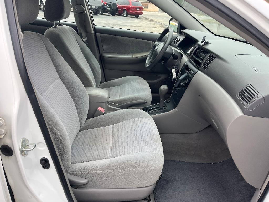 2008 Toyota Corolla S photo