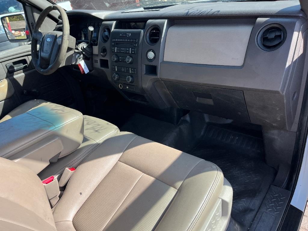 2010 Ford F-150 STX photo