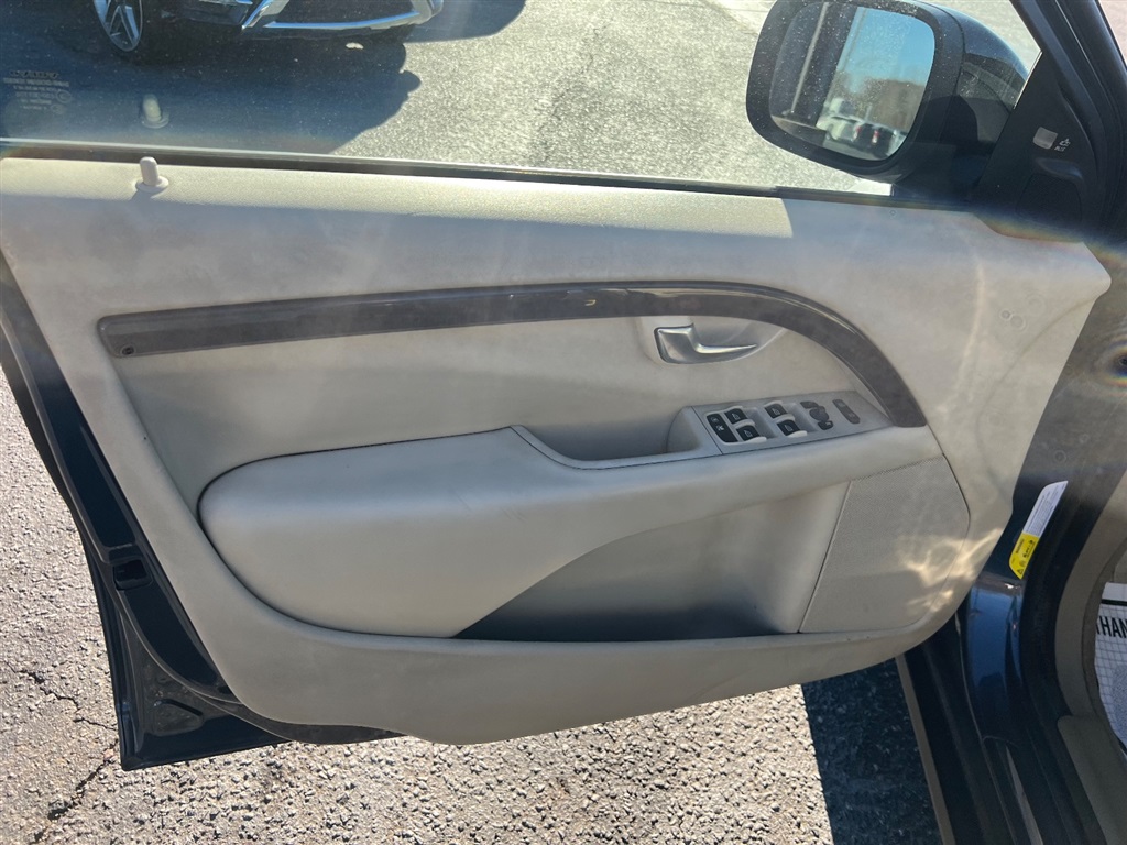 2008 Volvo XC70 3.2 photo