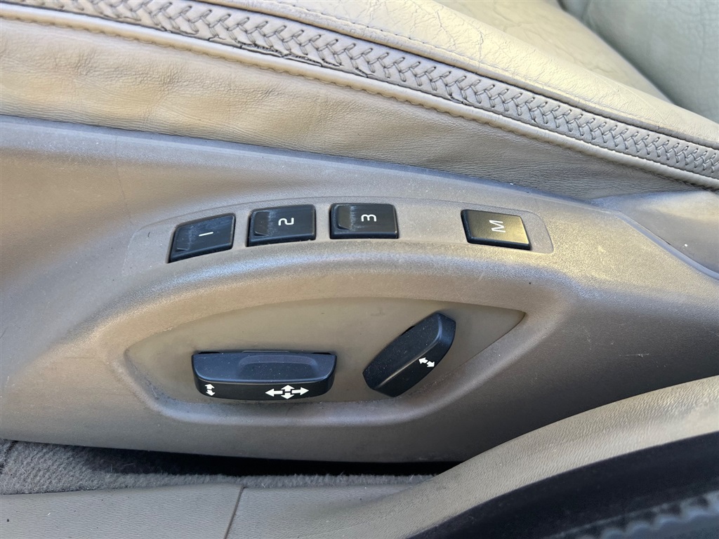 2008 Volvo XC70 3.2 photo