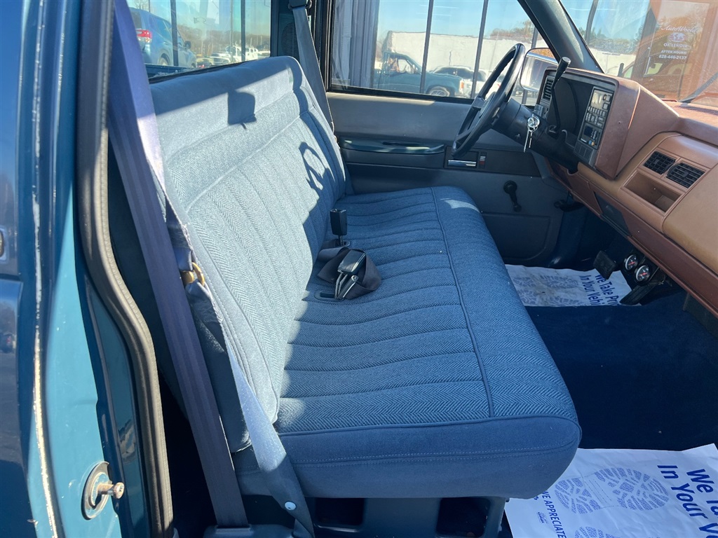 1988 Chevrolet RSX C1500 Cheyenne photo