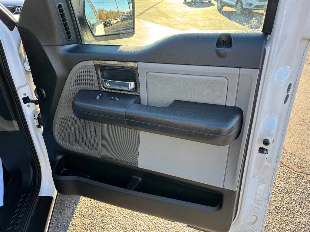 2008 Ford F-150 FX4 photo