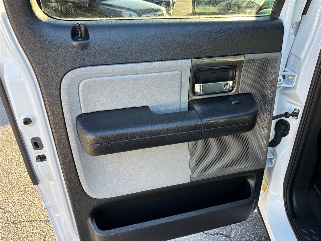 2008 Ford F-150 FX4 photo