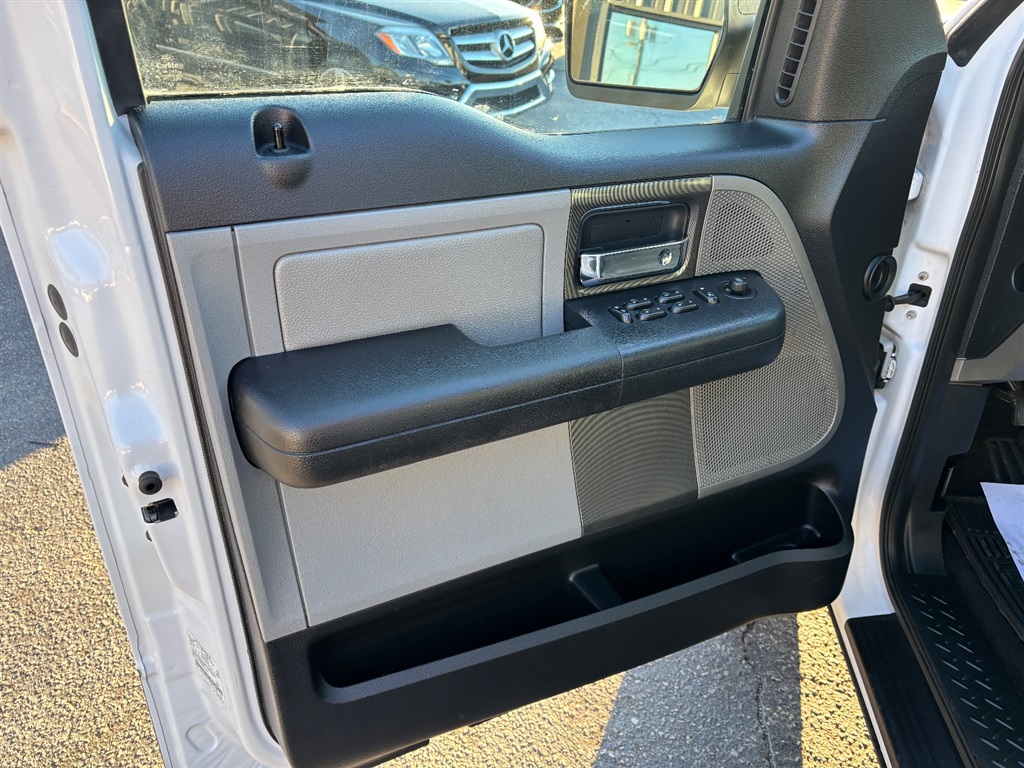 2008 Ford F-150 FX4 photo