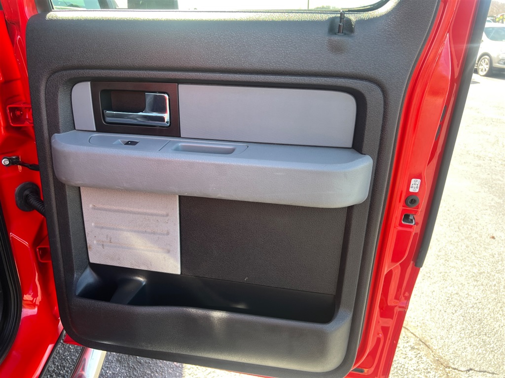 2014 Ford F-150 FX4 photo