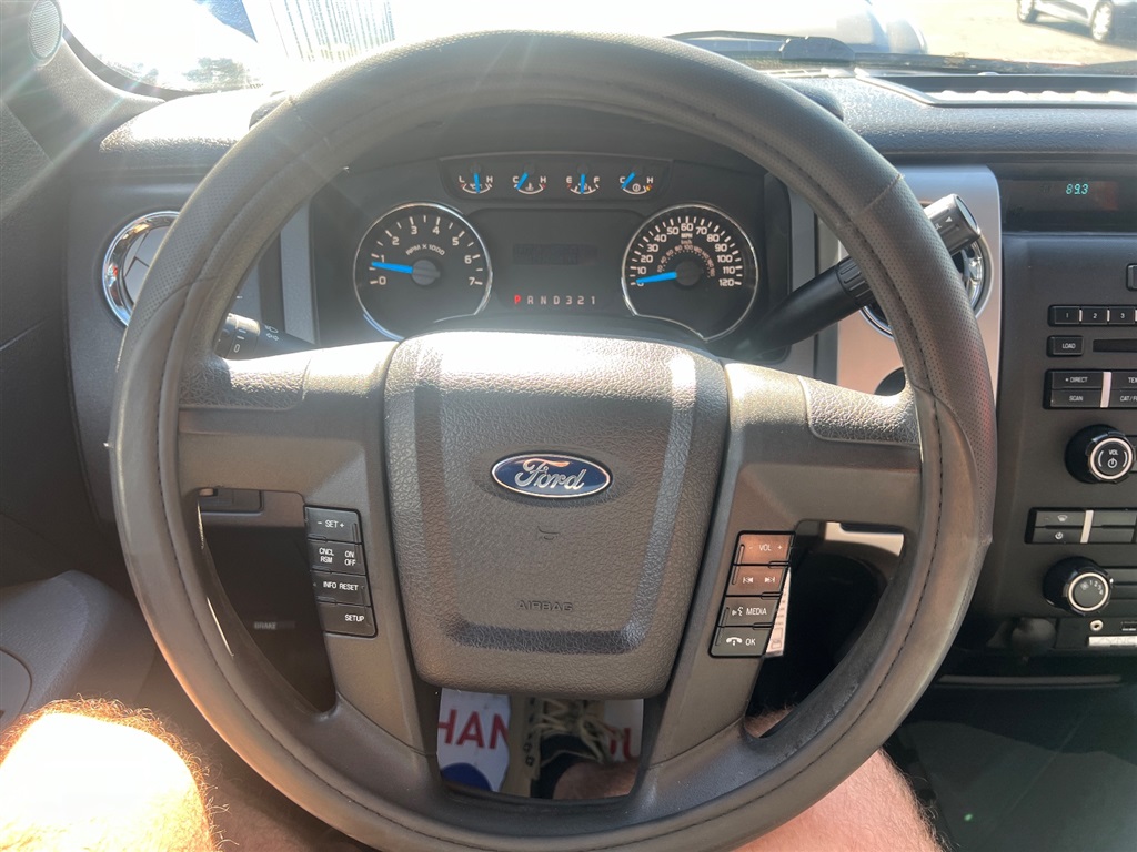 2014 Ford F-150 FX4 photo