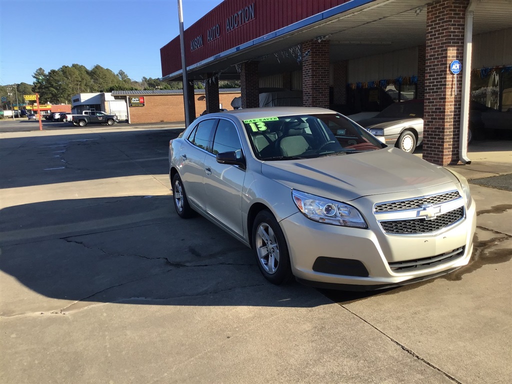 2013 Chevrolet Malibu LT photo