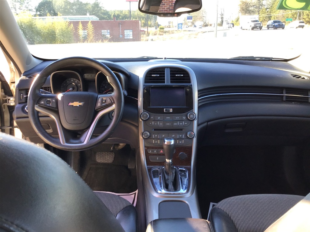 2013 Chevrolet Malibu LT photo
