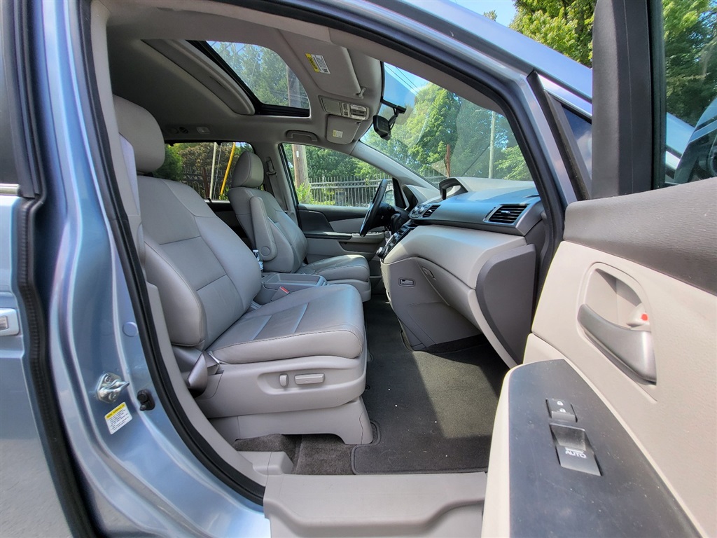 2013 Honda Odyssey EX-L photo