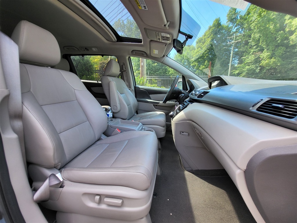 2013 Honda Odyssey EX-L photo