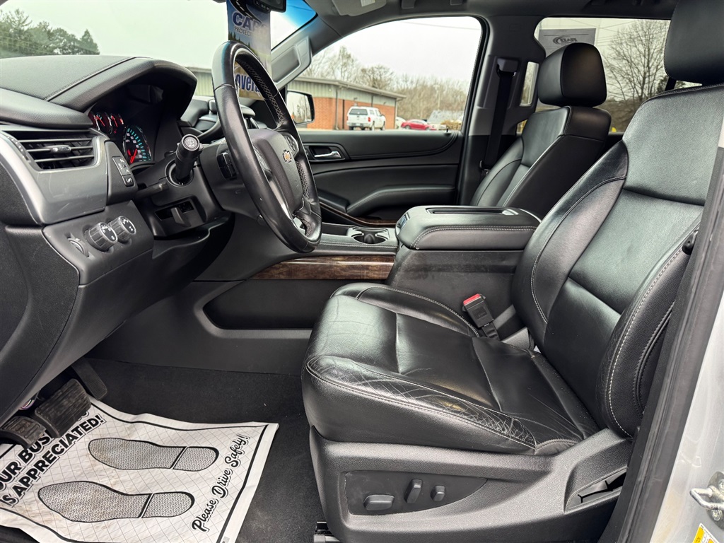 2019 Chevrolet Tahoe LT 4WD  photo