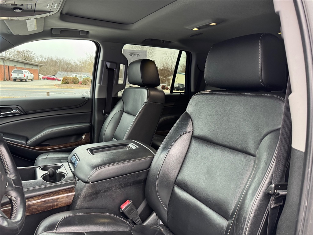 2019 Chevrolet Tahoe LT 4WD  photo