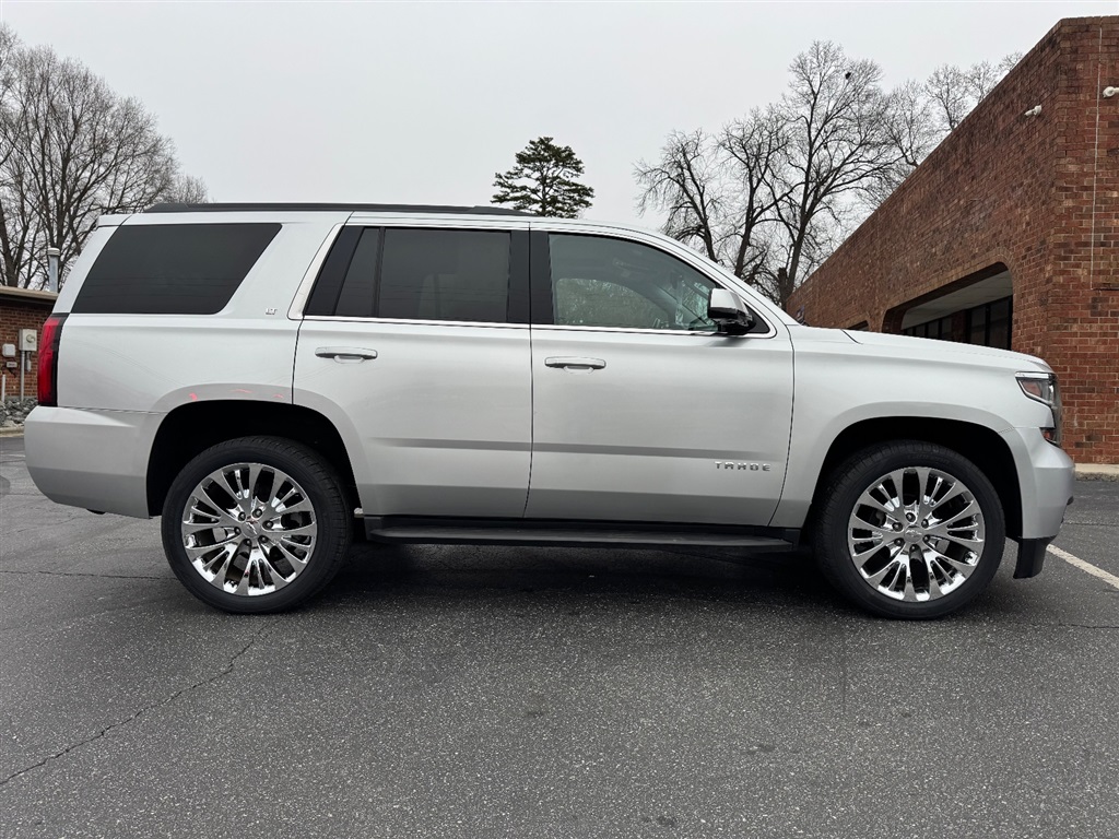 2019 Chevrolet Tahoe LT 4WD  photo