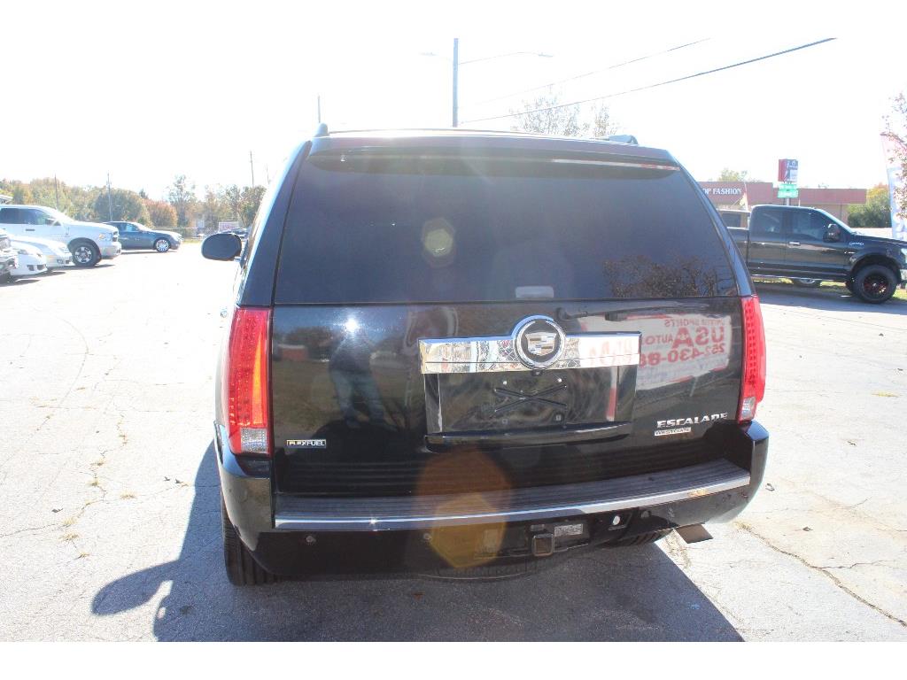 2009 Cadillac Escalade photo
